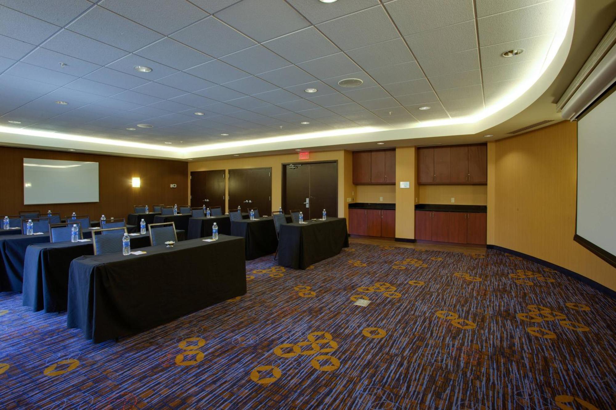 Hotel Courtyard Republic Airport Long Island/Farmingdale Zewnętrze zdjęcie